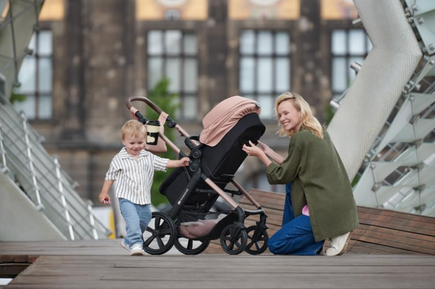 Quelle poussette choisir en 2025 ? Le comparatif ultime pour bien s&rsquo;équiper dès la naissance
